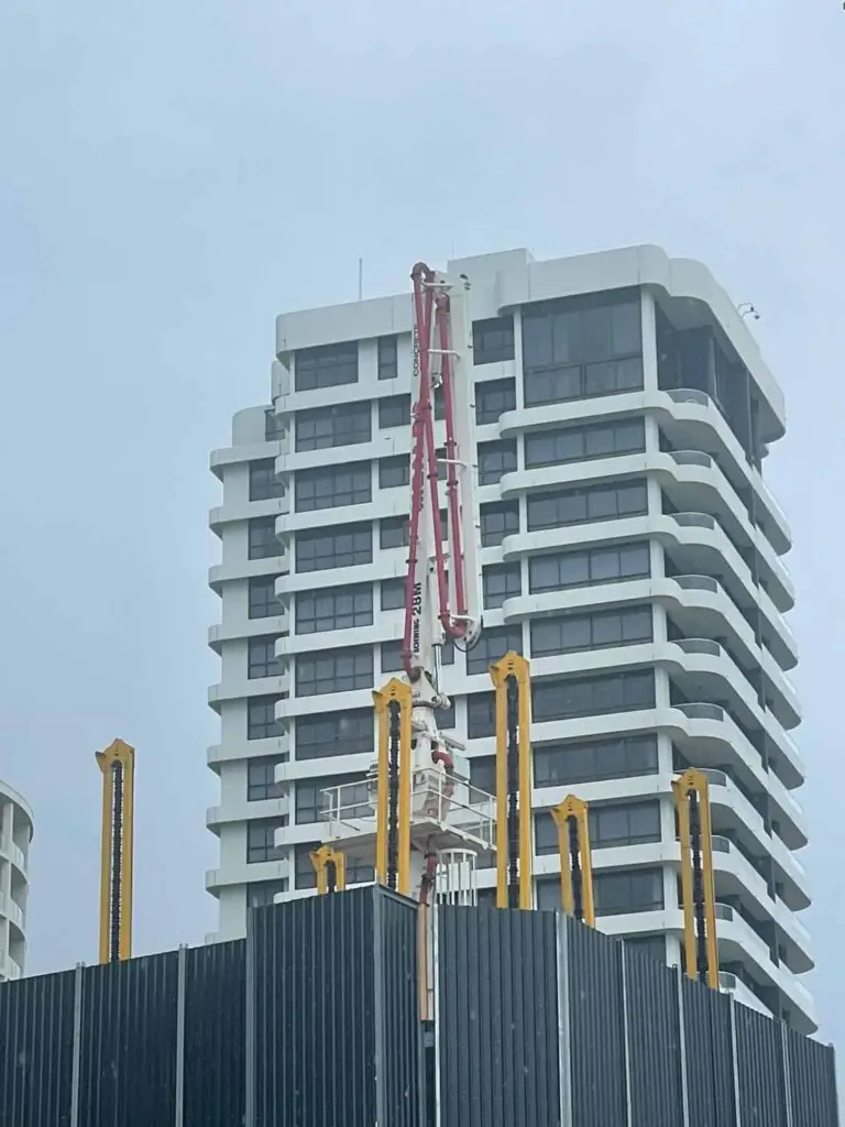 230312 Conccrete pump on a high rise construction site 1