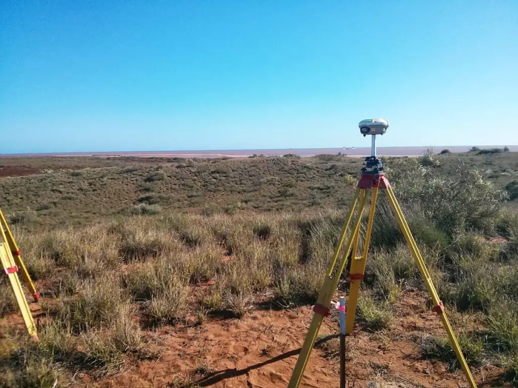 230419 GPS receiver doing static observations