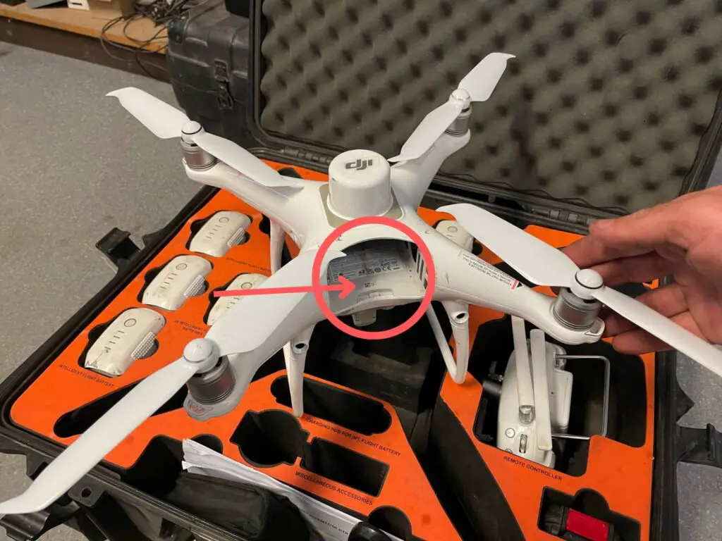 DJI Phantom 4 with no battery in compartment